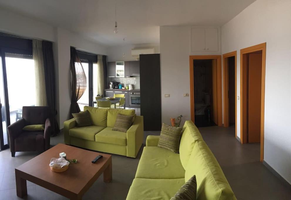 Irene Appartment กาตาโกลอน ภายนอก รูปภาพ